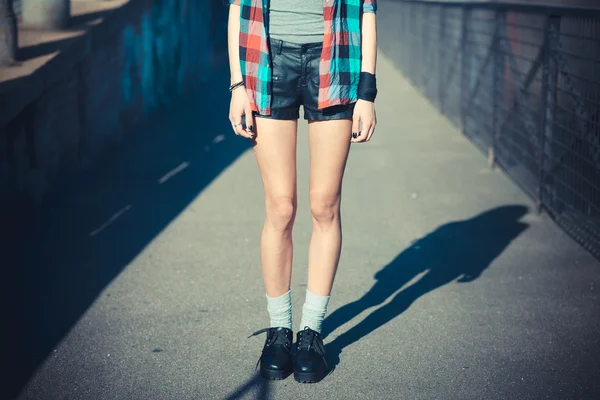 Jeune belle femme modèle — Photo