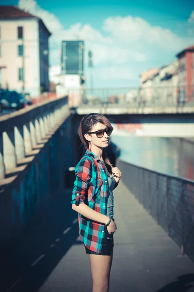 Jeune belle femme modèle — Photo