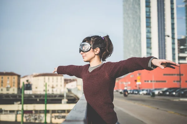 Vrouw succes vlieger bril — Stockfoto