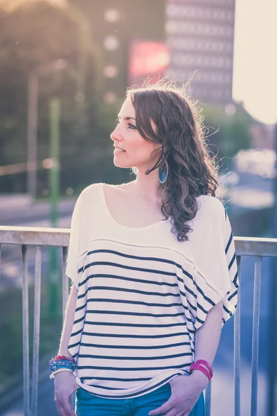 Young beautiful brunette woman — Stock Photo, Image