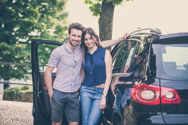 Junge schöne Paar Liebhaber — Stockfoto