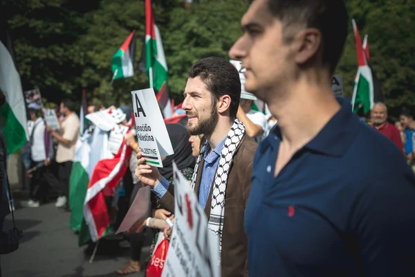Pro palestinsk manifestation i milan den 26 juli 2014 — Stockfoto