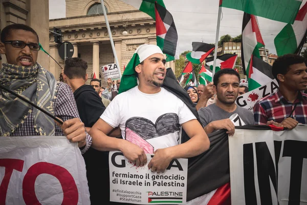 Pro palestine manifestation in milan on july, 26 2014 — 图库照片