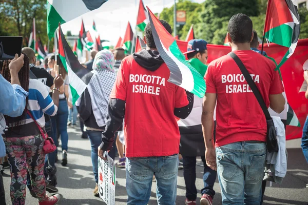 Manifestazione a milano il 26 luglio 2014 a Milano — Foto Stock