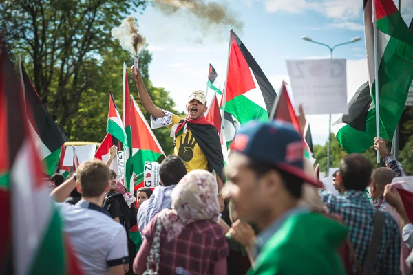 Propalestinní manifestace v milánštině v červenci, 26 2014 — Stock fotografie