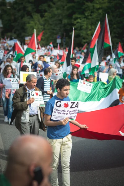 Propalestinní manifestace v milánštině v červenci, 26 2014 — Stock fotografie