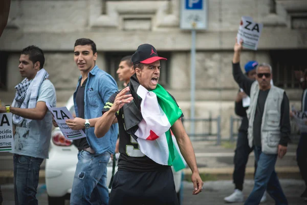 Propalestinní manifestace v milánštině v červenci, 26 2014 — Stock fotografie