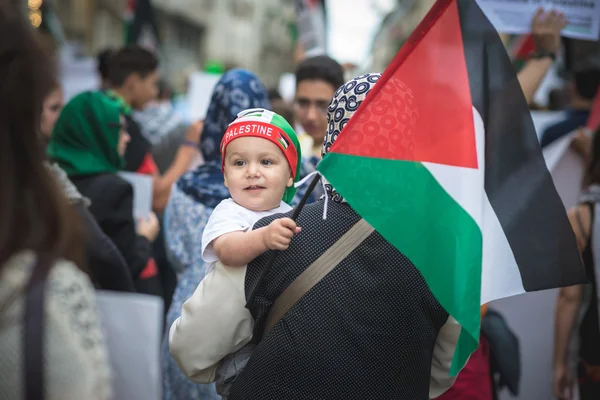 Pro palesztin megnyilvánulás Milánóban július 26, 2014 — Stock Fotó