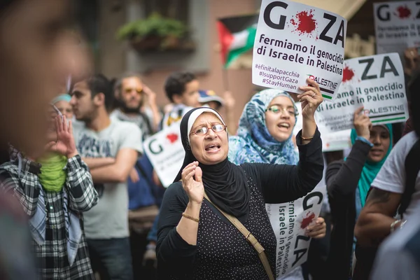 Pro palestine manifestatie in milan op 26 juli 2014 — Stockfoto