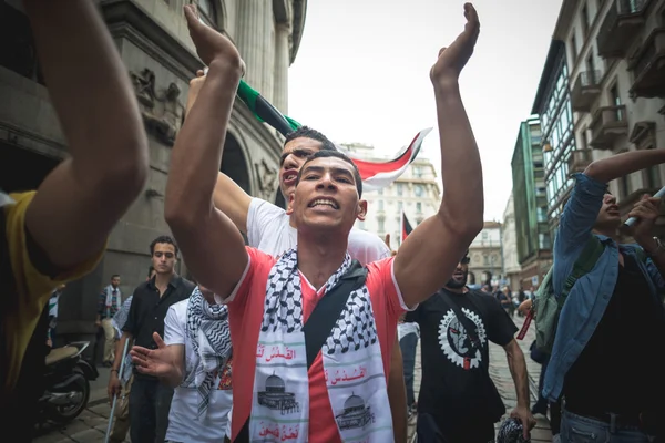 Manifestación pro palestina en milan el 26 de julio de 2014 — Foto de Stock