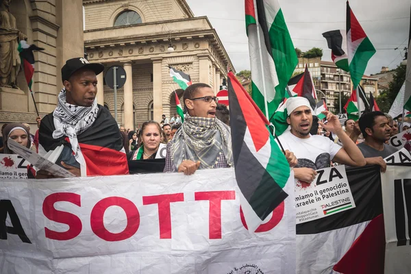 Pro palestine manifestatie in milan op 26 juli 2014 — Stockfoto