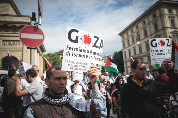 Propalestinní manifestace v milánštině v červenci, 26 2014 — Stock fotografie