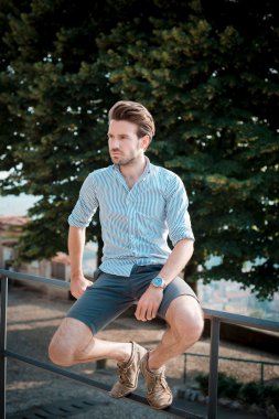 hipster modern insan