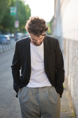 yakışıklı hipster modern insan