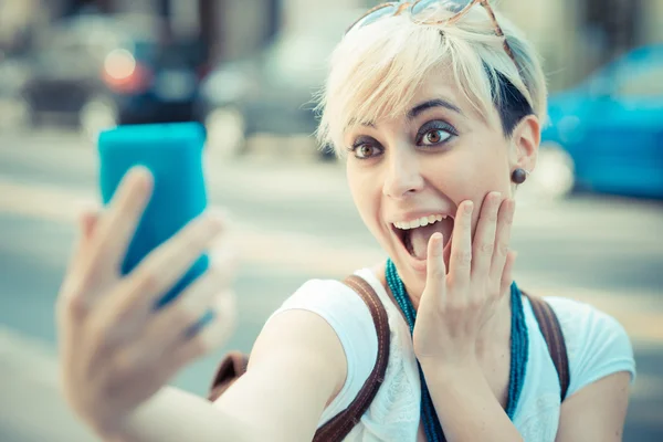 Hipster woman selfie — Stock Photo, Image