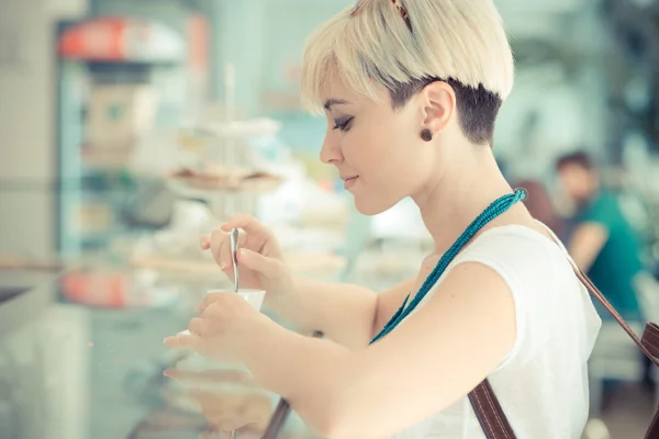 Hipster woman — Stock Photo, Image