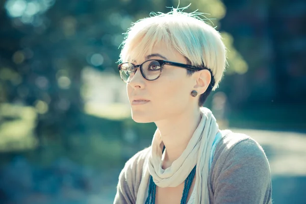 Hipster-Frau — Stockfoto