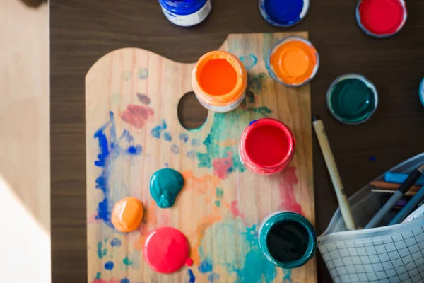 Renkli ressam paleti — Stok fotoğraf