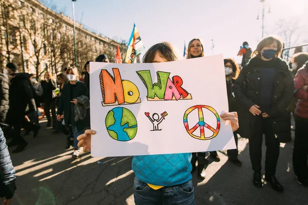 Mailand Italien Januar 2022 Hunderte Von Menschen Mit Schildern Und — Stockfoto