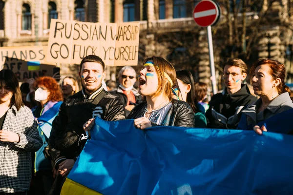 Milan Italie Janvier 2022 Des Centaines Personnes Portant Des Pancartes — Photo