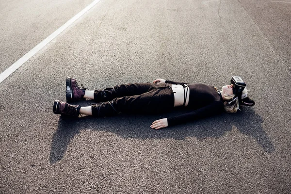 Young Addicted Diverse Woman Lying Floor Outdoors Using Augmented Virtual — Stock Photo, Image