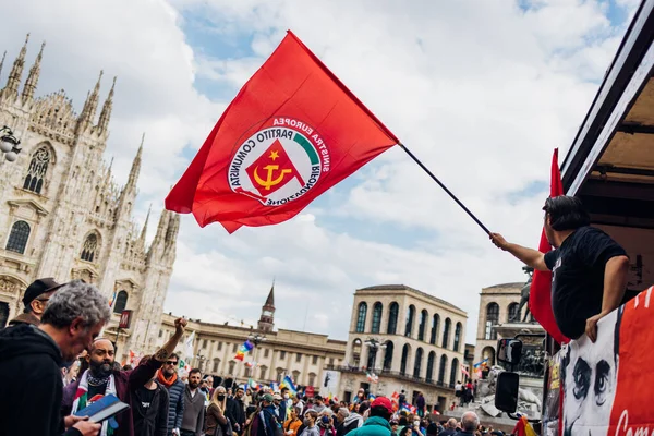 Milan Italy April 2022 Comunist Party Flag Waving Celebration Anniversary —  Fotos de Stock