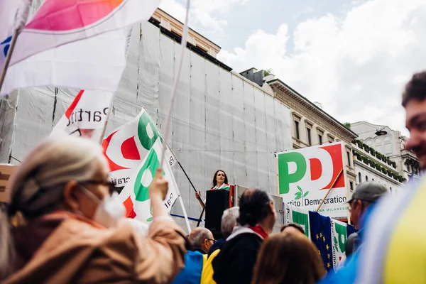 Milão Itália Abril 2022 Partido Político Democrata Participa Das Celebrações — Fotografia de Stock