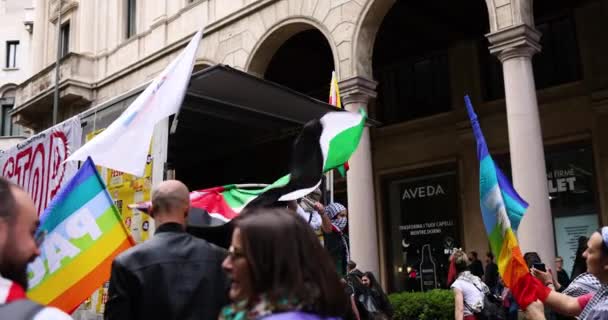 Milan Italy April 2022 People Took Streets Milan Celebrate Anniversary — Stock videók