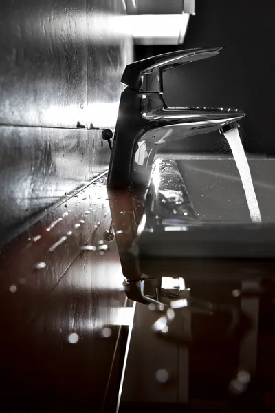 Sink closeup backlight — Stock Photo, Image