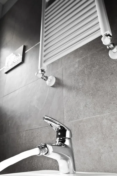 su ve Kalorifer musluk