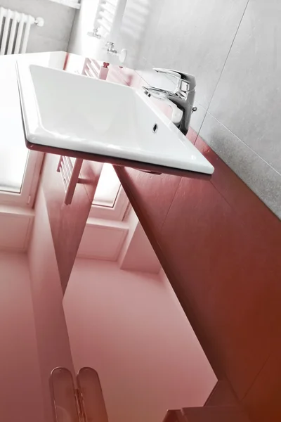 Tablero de lavabo rojo — Foto de Stock