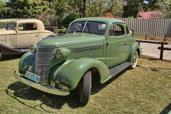 1936 ford dwu drzwiowe coupe z siedzenie — Zdjęcie stockowe