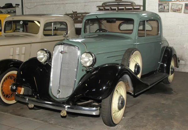 Vintage auto 1935 chevrolet coupe — Stockfoto