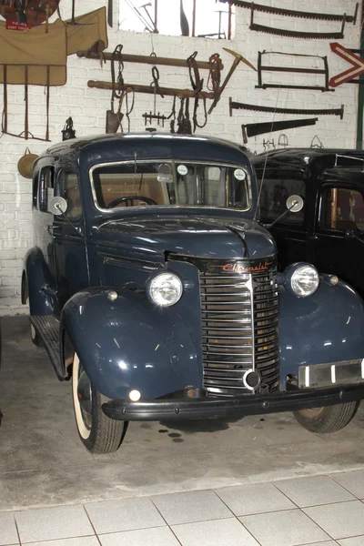 Autos antiguos 1940 chevrolet suburban —  Fotos de Stock