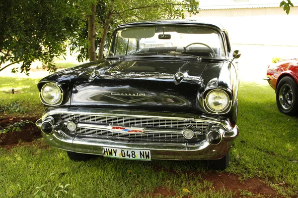 Vintage coche 1957 Chevrolet Hardtop Coupe —  Fotos de Stock