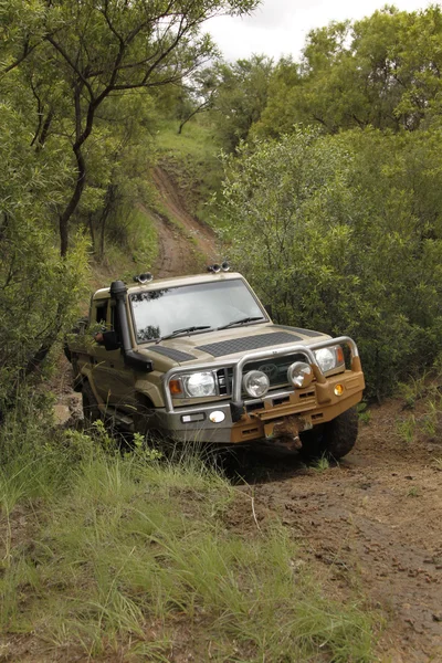 Toyota Land Cruiser verde 4 porte — Foto Stock