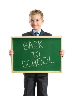 blackboard ile gülümseyen çocuk