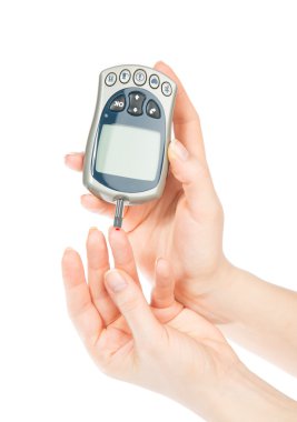 glikoz düzeyi kan testi ölçme diyabetik hasta