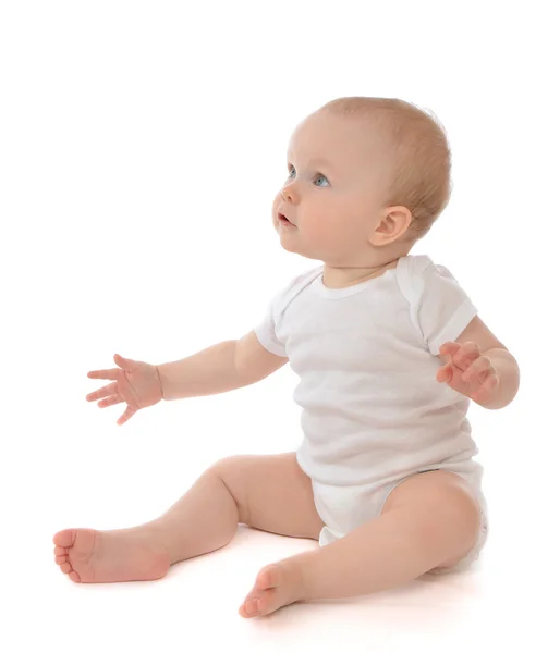 Baby kind baby peuter zitten met verspreiding handen — Stockfoto