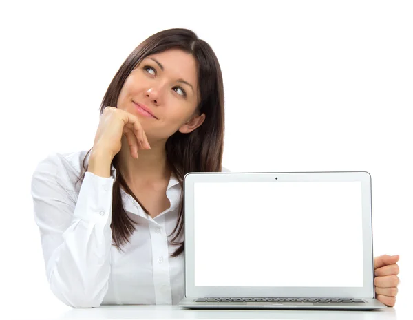 Joven mujer de negocios con nuevo teclado portátil popular moderno — Foto de Stock