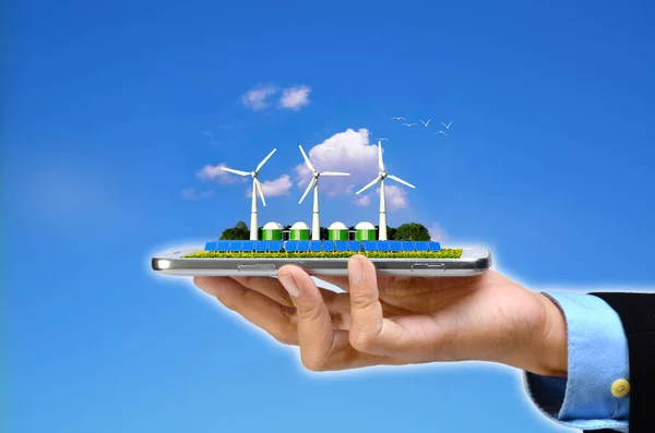 スマートフォンの上に緑のエネルギープランテーション 概念イメージテンプレート 3Dレンダリング画像 — ストック写真