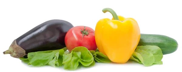 Eggplant tomato pepper cucumber with lettuce leaves isolated on — Stock Photo, Image