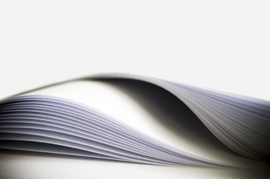 kemerli kitap sayfalarını yakından izlendi.