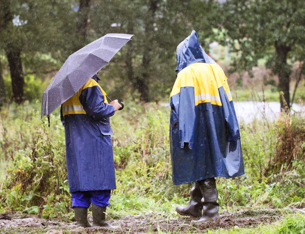 çalışma bir çamurlu yolda yağmur olacak