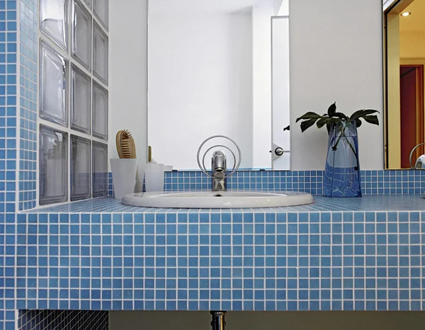 Salle de bain moderne — Photo