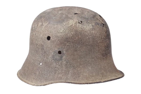 Viejo casco alemán oxidado ww1 período — Foto de Stock