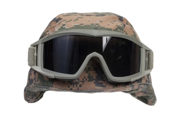 Kevlar helmet with camouflage cover and protective goggles — Stock Photo, Image