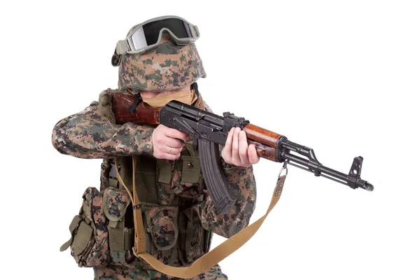 MARINES з калашниковою гвинтівкою — стокове фото
