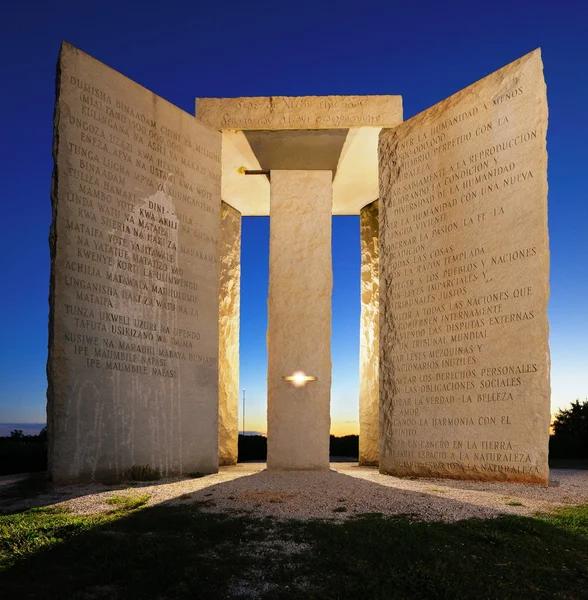 格鲁吉亚 guidestones — 图库照片