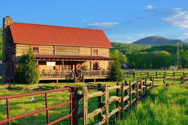 Old Farmhouse — Stock Photo, Image